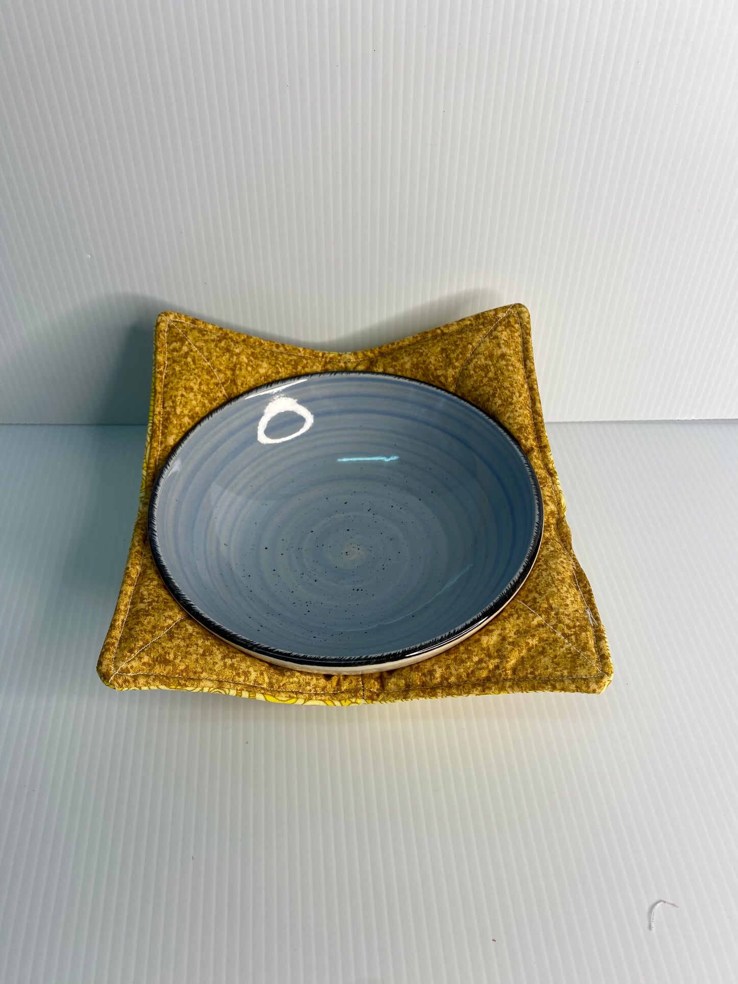 Microwave Bowl Cosy Lemon Swirls and brown
