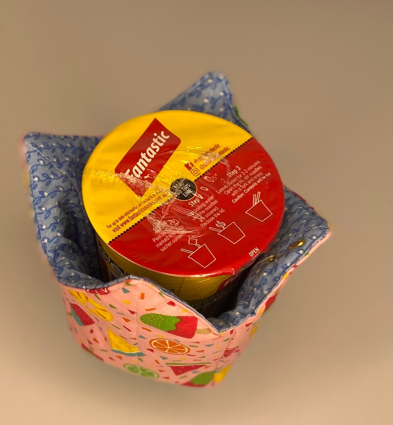 Noodles & Ice cream Cosy -Fruity