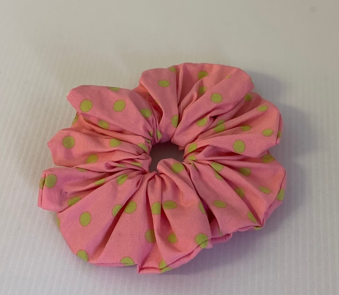 Hair Scrunchies XXL -Green Spot on Pink