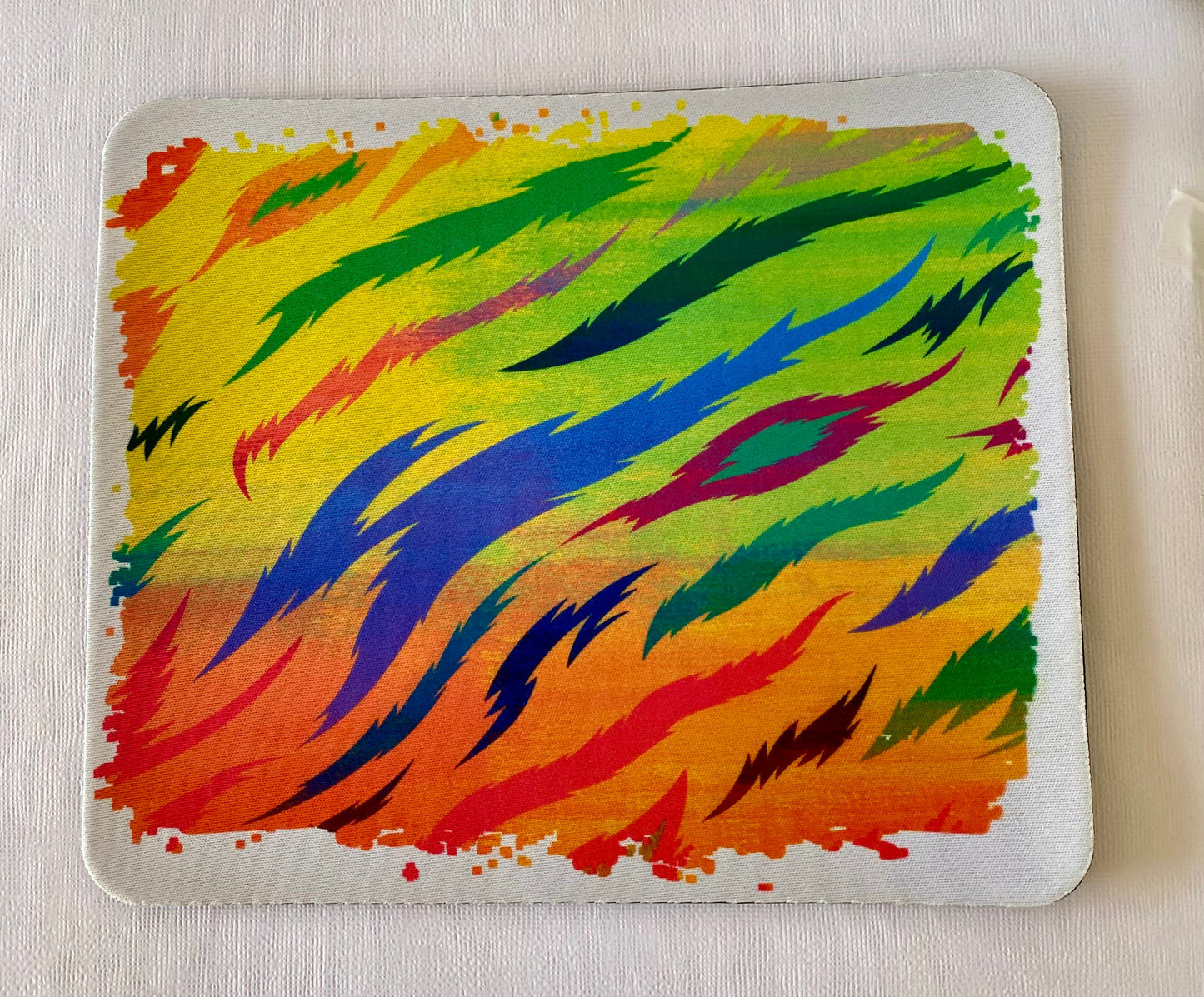Multi Coloured Feathered Mouse pad