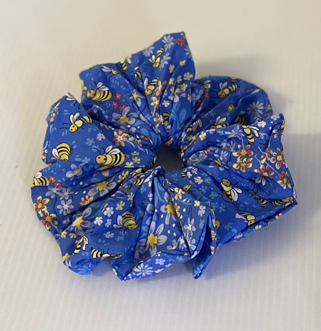 Hair Scrunchies XXL - Blue with Bees