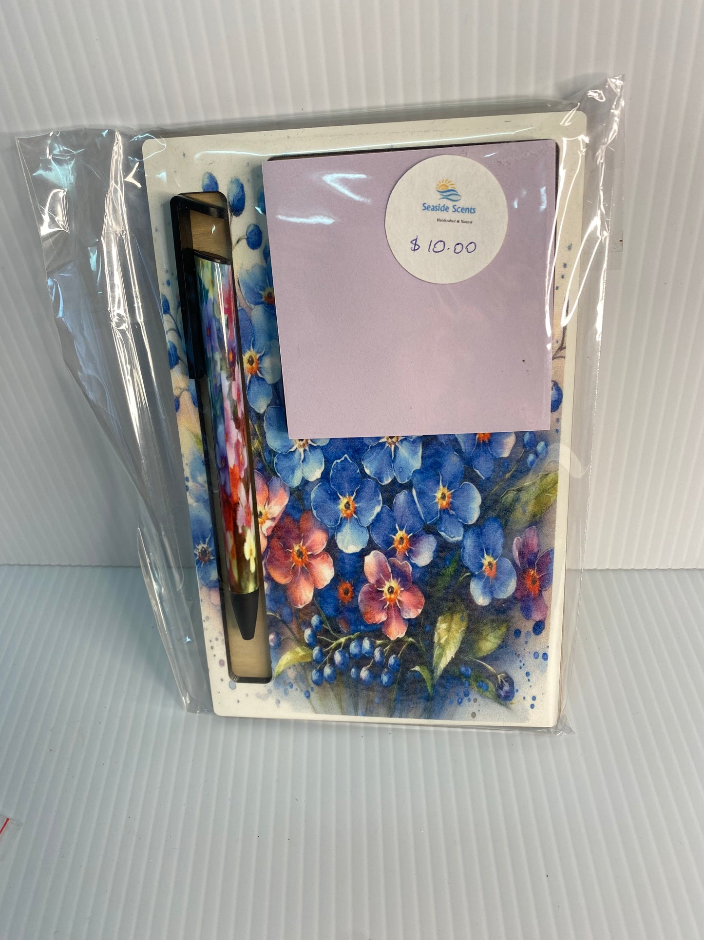 Post It Note and Pen Desk Plaque