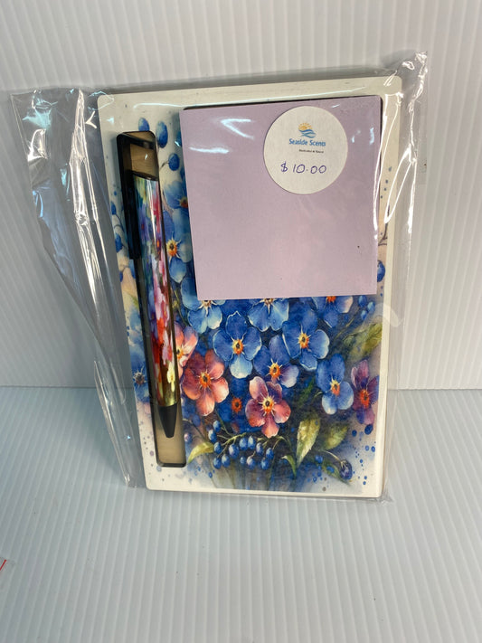 Post It Note and Pen Desk Plaque