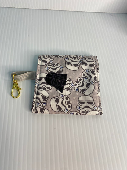 Large Ear Bud Pouch - Star War Head