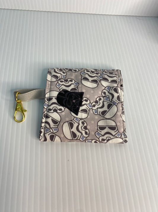 Large Ear Bud Pouch - Star War Head