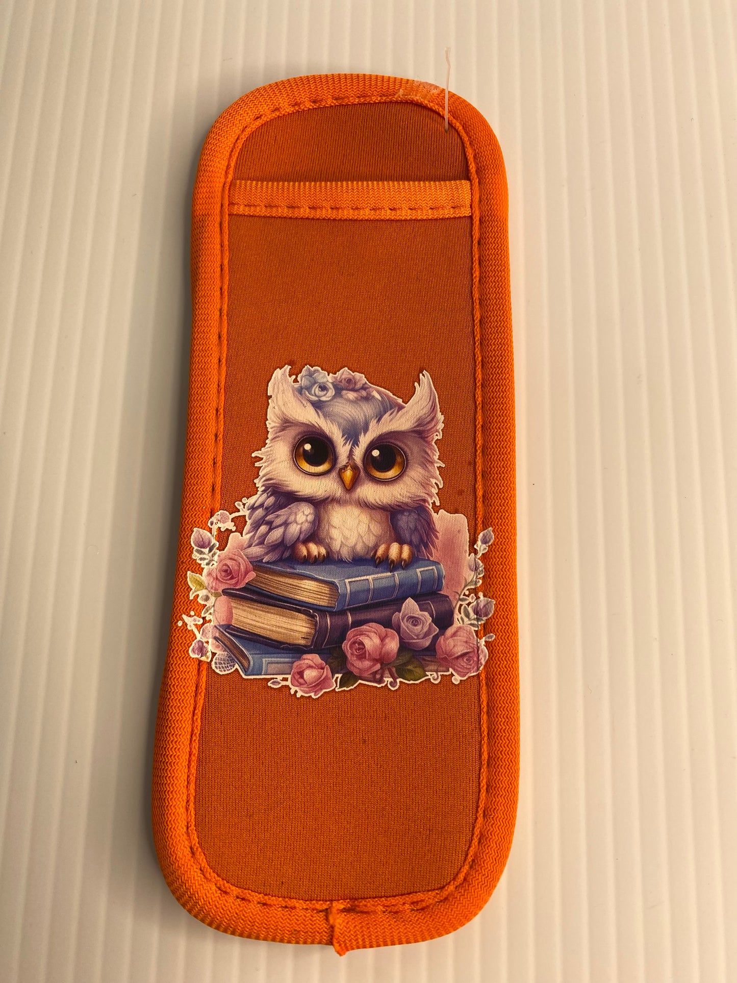 REUSABLE ICY POLE HOLDER, Patterned Ice Pop Covers, Owl on Books
