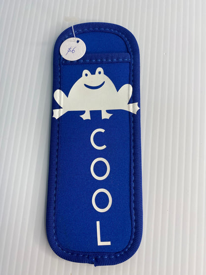 REUSABLE ICY POLE HOLDER, Patterned Ice Pop Covers, Cool Frog